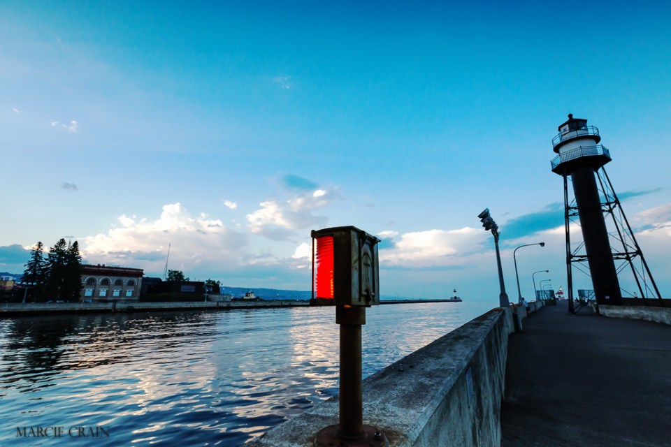 2015.06.09 Red Light South Pier-