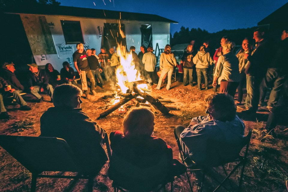 2015.09.12 Pig Roast Fire Katie Marylou Bardie --2